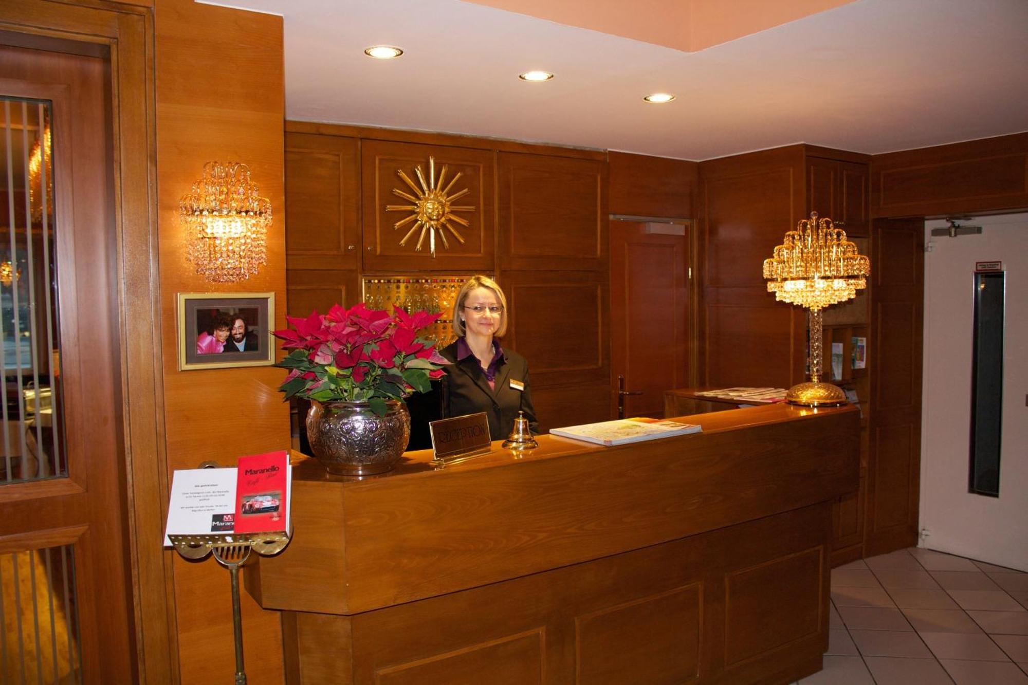 Hotel Vier Jahreszeiten Залцбург Екстериор снимка