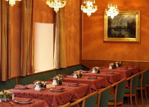 Hotel Vier Jahreszeiten Залцбург Екстериор снимка