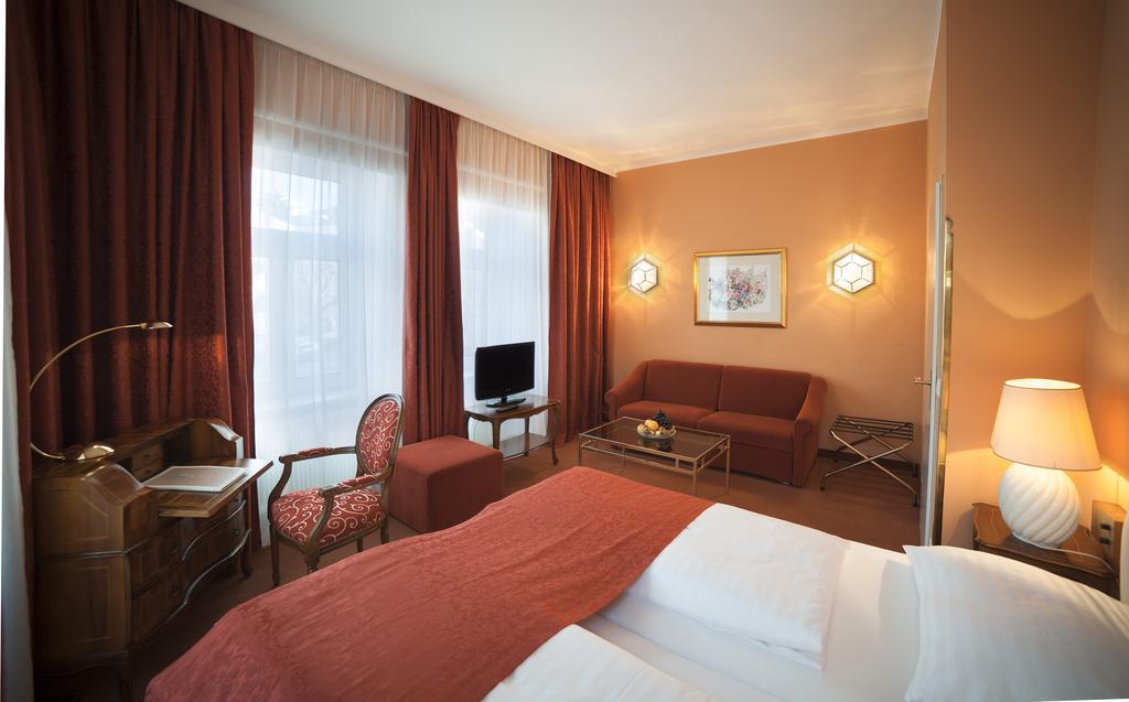 Hotel Vier Jahreszeiten Залцбург Екстериор снимка
